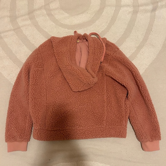 Zella Hooded Sherpa Zip Up Jacket in Dusty Pink - Picture 5 of 5